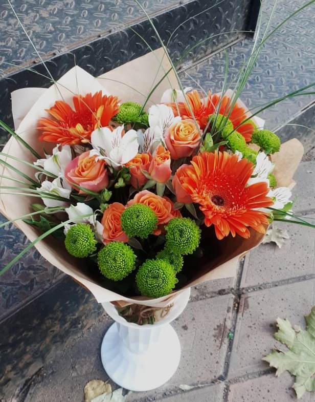 Букет цветов из: Герберы, Хризантемы, Альстромерии и Розы в Лоухи
