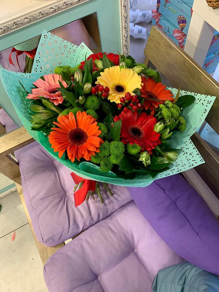 Букет цветов из: Герберы, Хризантемы и Альстромерии в Лоухи
