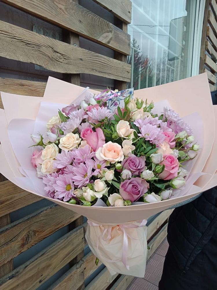 Букет цветов из: Розы и Хризантемы в Лоухи