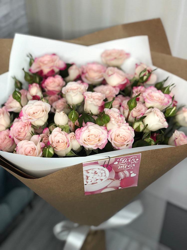 Букет цветов из: Розы в Лоухи