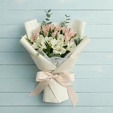 Букет цветов из:  Альстромерии в Лоухи