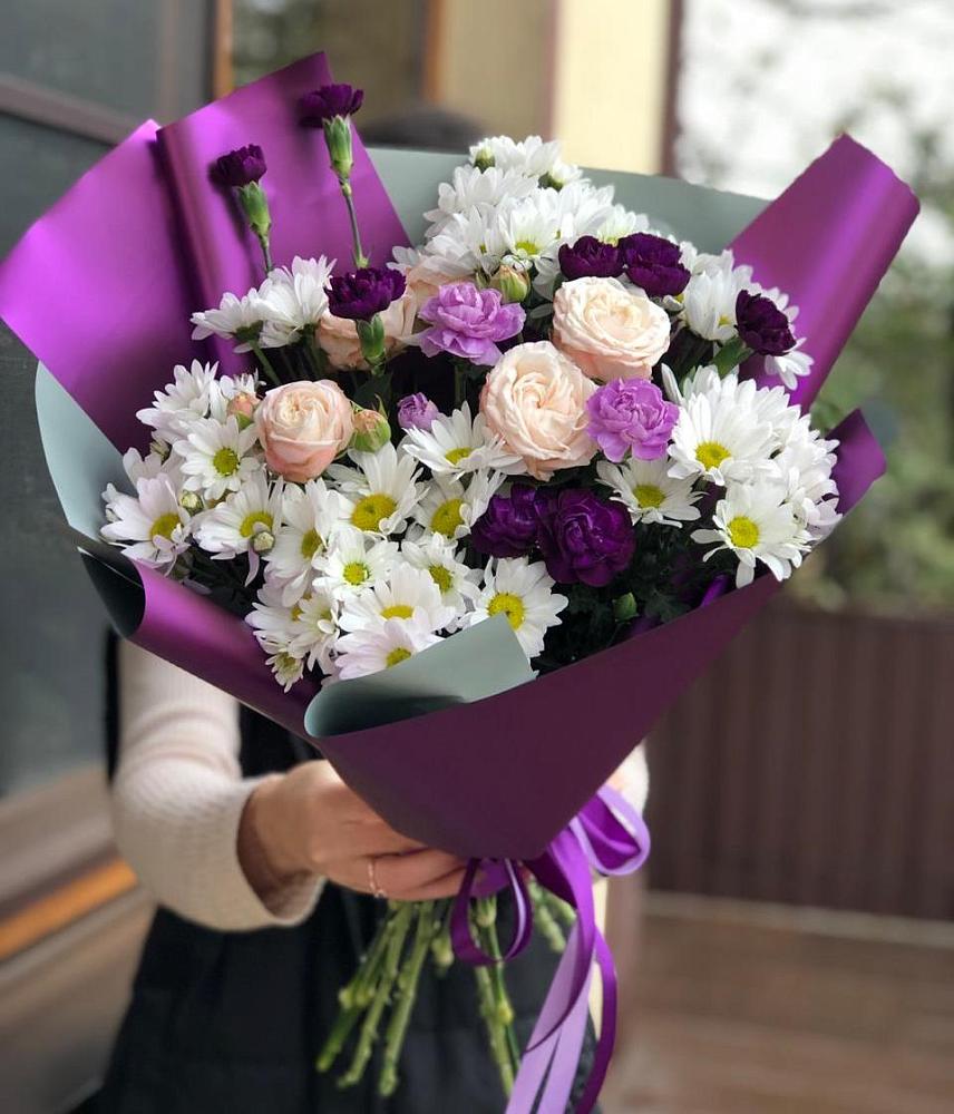 Букет цветов из: Хризантемы, Гвоздики и Розы в Лоухи