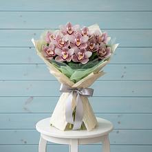 Букет цветов из:  Орхидеи и Розы в Лоухи