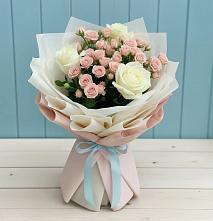 Букет цветов из:  Розы #REPLACE_PRED# Лоухи