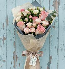 Букет цветов из:  Розы #REPLACE_PRED# Лоухи