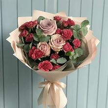 Букет цветов из:  Гвоздики и Розы в Лоухи